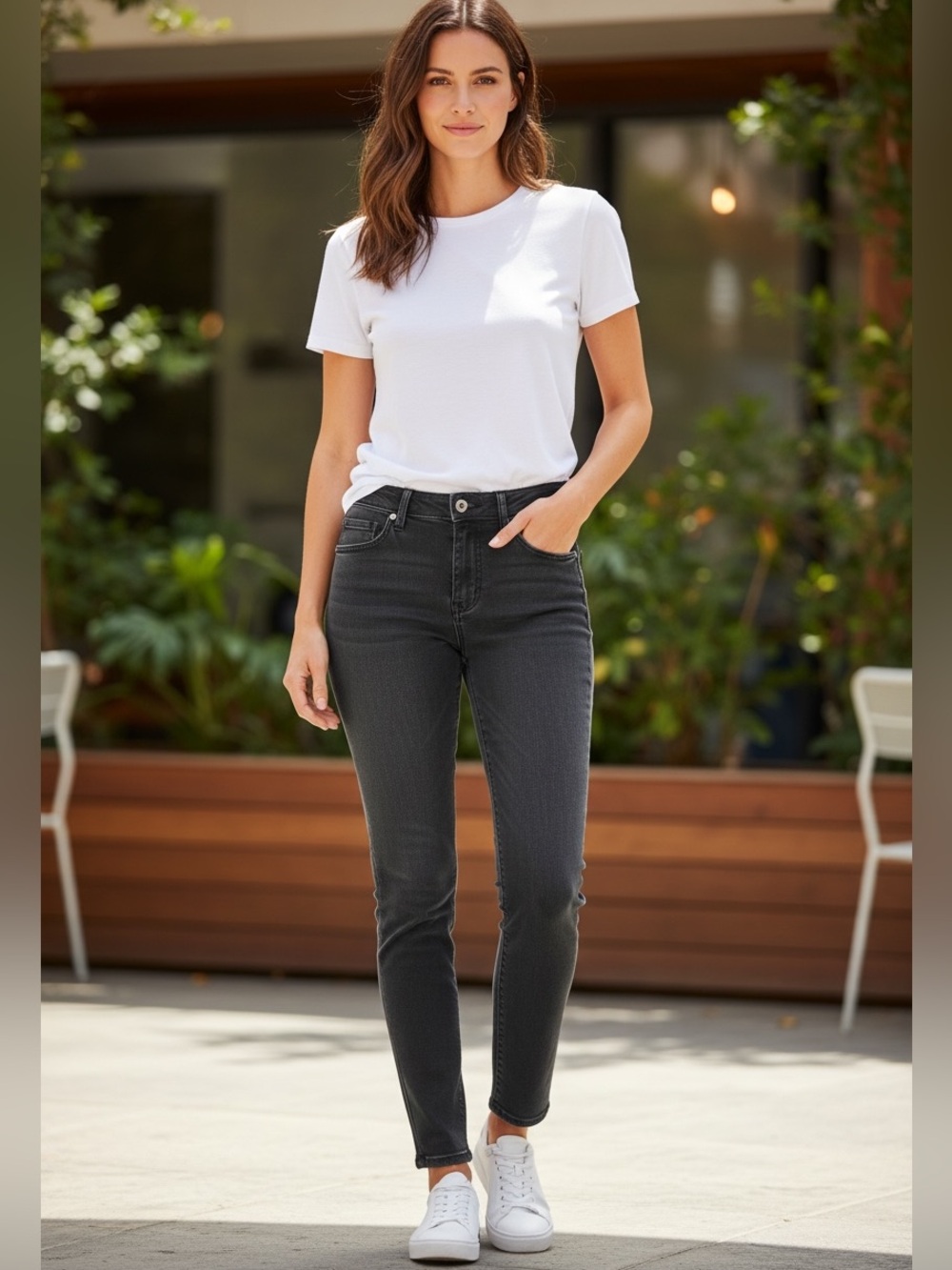 Seven7 Black Skinny Jeans with Crystals and Embroidered Back Pockets (B-1)